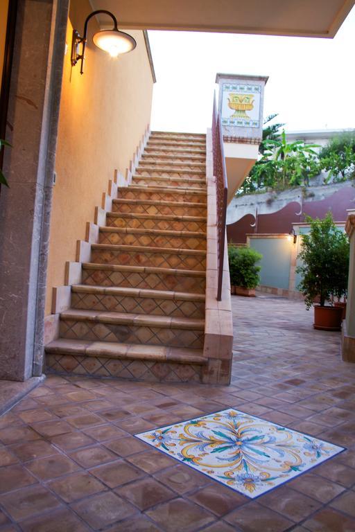 Villa Cristina Giardini Naxos Exterior foto