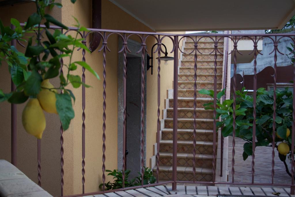 Villa Cristina Giardini Naxos Exterior foto