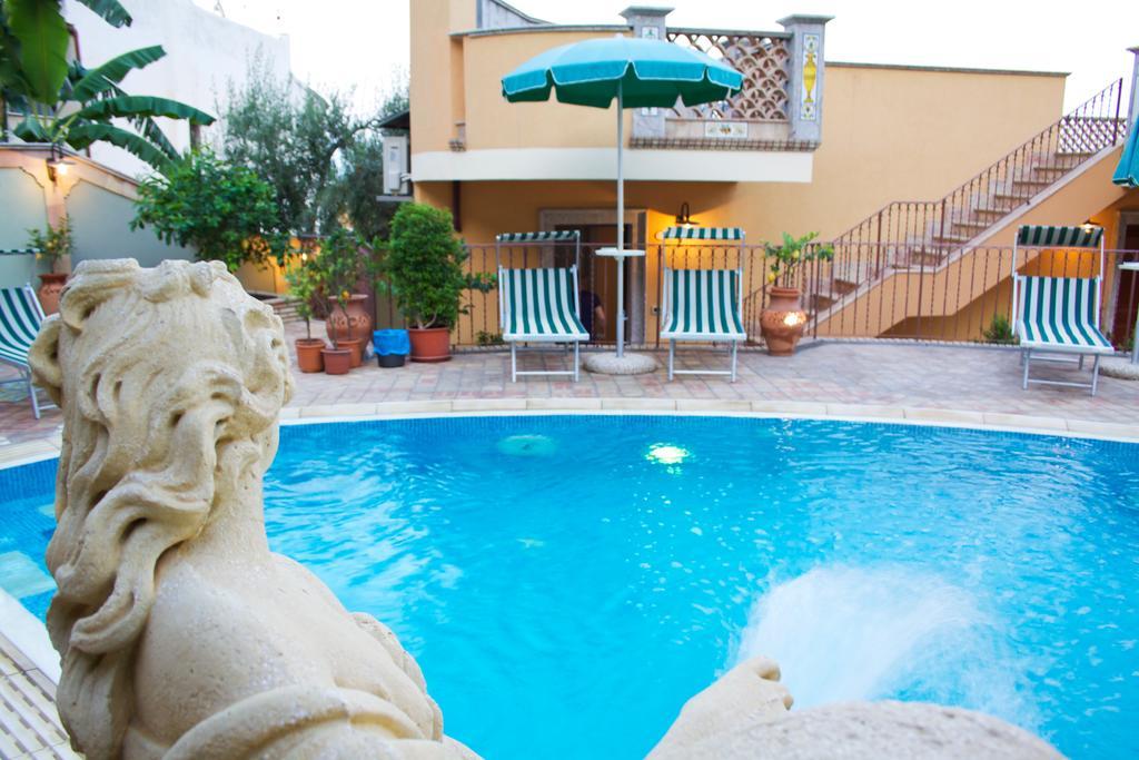 Villa Cristina Giardini Naxos Exterior foto